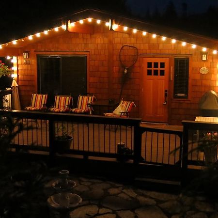 Villa A Shack In The Woods à Port Renfrew Extérieur photo